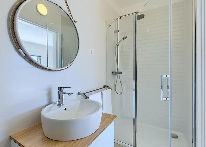 Vikendica Senza Nome *